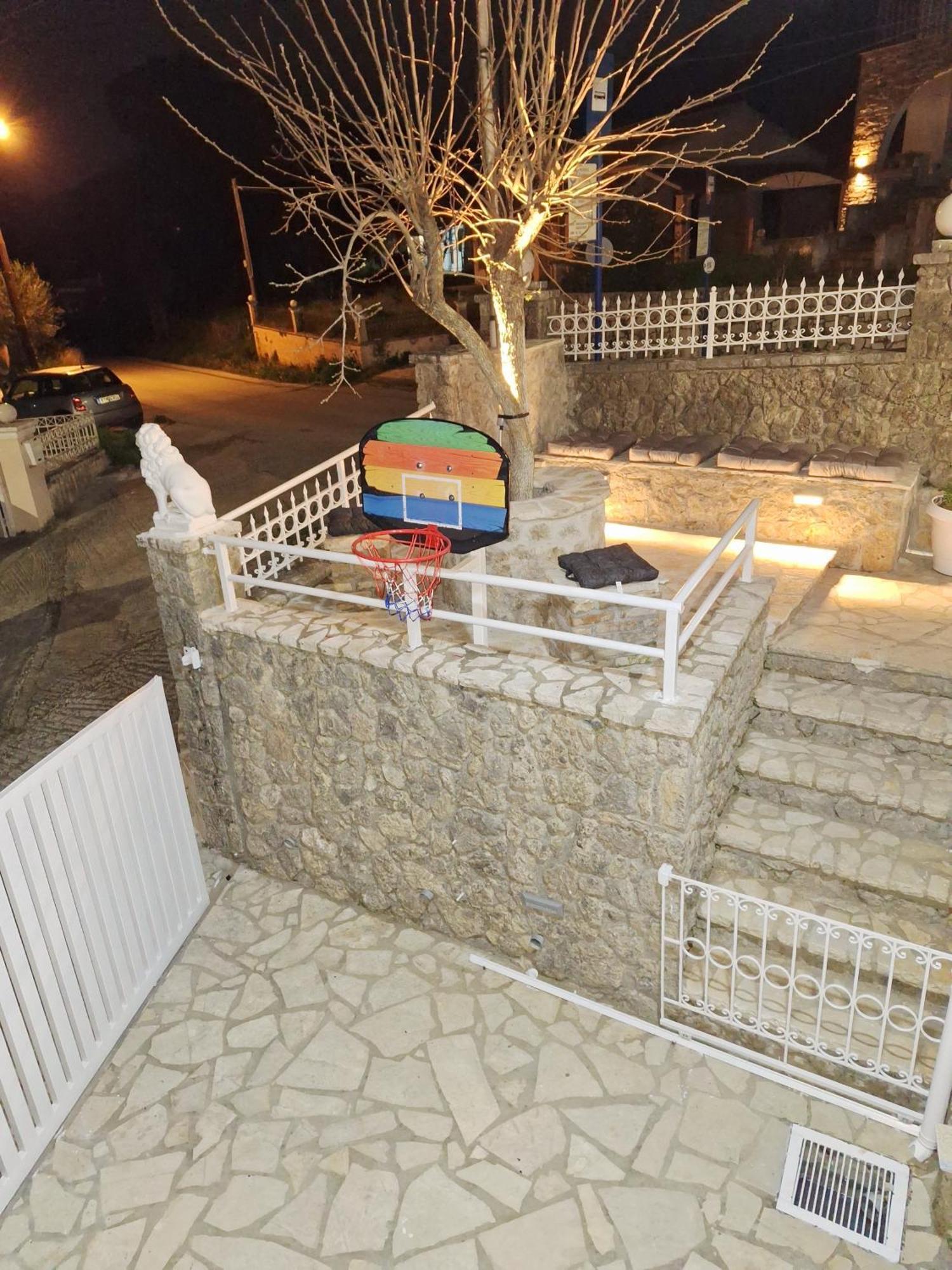 Nina'S Luxury Apartments Viros Exterior photo